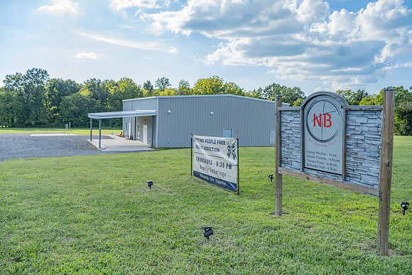 farmhousestudios238